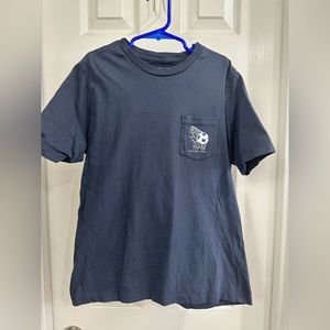 Vineyard Vines tshirt size small (8/10)